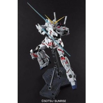 BANDAI MG 1/100 RX-0 UNICORN GUNDAM