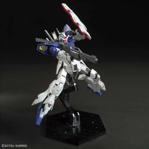 BANDAI HGUC 1/144 AMS-123X-X MOON GUNDAM