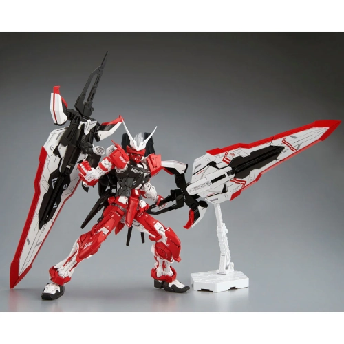BANDAI MG 1/100 MBF-02VV GUNDAM ASTRAY TURN RED BANDAI MG 1/100 MBF-02VV GUNDAM ASTRAY TURN RED
