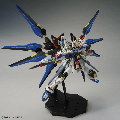 BANDAI MGEX 1/100 ZGMF-X20A STRIKE FREEDOM GUNDAM BANDAI MGEX 1/100 ZGMF-X20A STRIKE FREEDOM GUNDAM