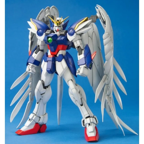 BANDAI MG 1/100 XXXG-00W0 WING GUNDAM ZERO BANDAI MG 1/100 XXXG-00W0 WING GUNDAM ZERO