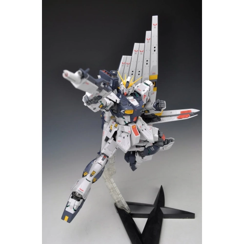 BANDAI MG 1/100 RX-93 NU GUNDAM VER.KA BANDAI MG 1/100 RX-93 NU GUNDAM VER.KA