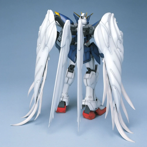 BANDAI PG 1/60 XXXG-00W0 WING GUNDAM ZERO CUSTOM BANDAI PG 1/60 XXXG-00W0 WING GUNDAM ZERO CUSTOM