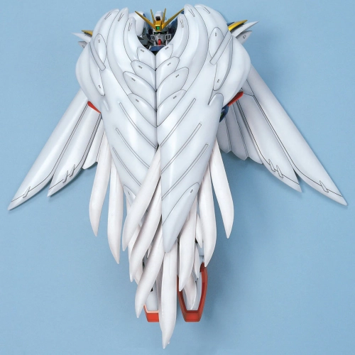 BANDAI PG 1/60 XXXG-00W0 WING GUNDAM ZERO CUSTOM BANDAI PG 1/60 XXXG-00W0 WING GUNDAM ZERO CUSTOM