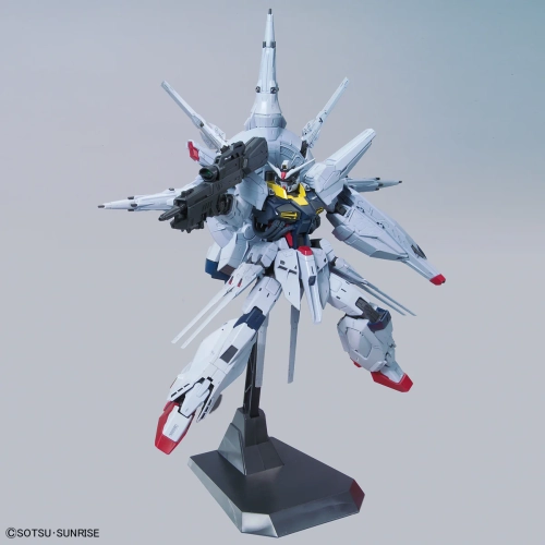 BANDAI MG 1/100 ZGMF-X13A PROVIDENCE GUNDAM