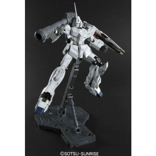 BANDAI MG 1/100 RX-0 UNICORN GUNDAM